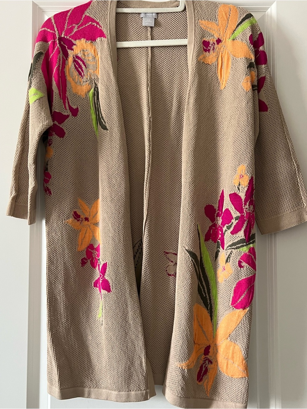 Chicos Open Font Long Cardigsn in Besutiful Floral